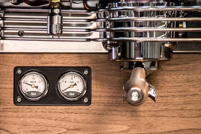 Dalla Corte XT Classic boiler and pump pressure gauges, close-up